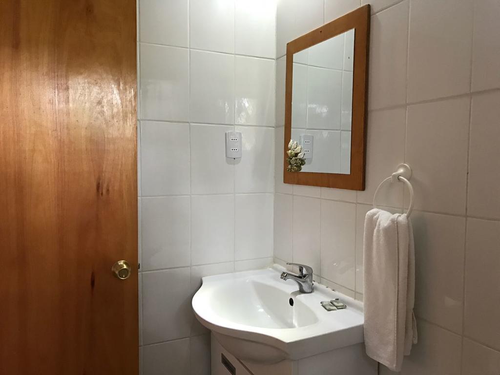Mangai Rapa Nui Hotel อังกาโรอา ห้อง รูปภาพ